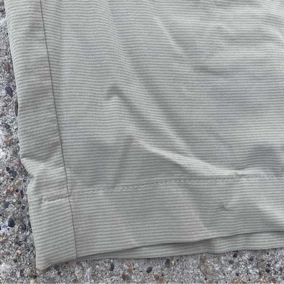 Travis Mathew Shorts Adult 40 Beige Tan Carlsbad 9 Golf Activewear Stretch Men - Picture 5 of 11